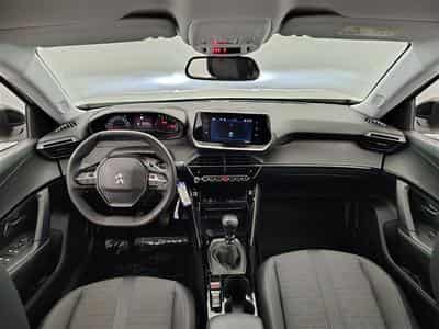 Peugeot 2008 1.2 PureTech Allure Pack S-CUIR/CARPLAY/LED/JA17/PDC/CAMERA (2022) - Photo 8