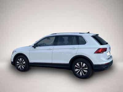 VW Tiguan (2024) - Photo 3