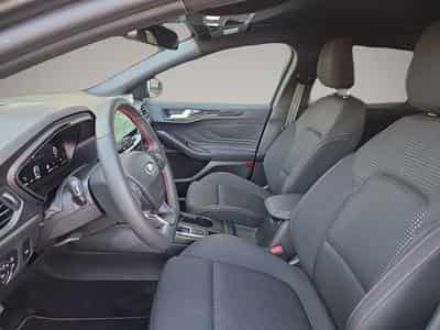 Ford Focus (2025) - Photo 5