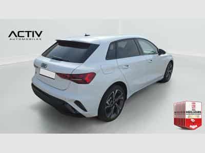 Audi A3 45 TFSI e Hybride rechargeable 272 S tronic 6 S line (2026) - Photo 7