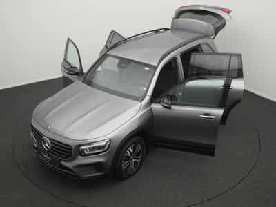 Mercedes GLB 180 d Progressive LED+Kamera+Night+MBUX (2025) - Foto 14