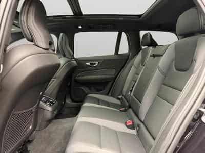 Volvo V60 B4 Ultra Dark / Essence (2025) - Foto 13