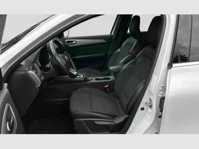 Renault ARKANA Techno 140 CV (2024) - Photo 4