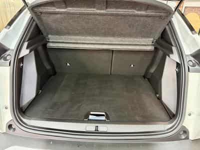Peugeot 2008 e-2008 136cv 50KW/h ALLURE Navig/LED/ACC/ALU17 (2023) - Foto 7