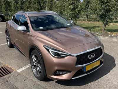 Infiniti Q30 Premium Tech AWD (2016) - Photo 1