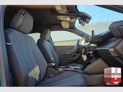 Peugeot 2008 Hybrid 145 e-DCS6 Allure (2026) - Photo 9