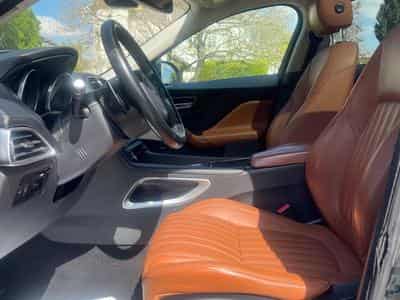 Jaguar F-Pace (2016) - Foto 2