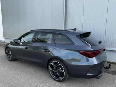 Cupra Leon 2.0 TSI 245 kW 4Drive VZ (2026) - Photo 3