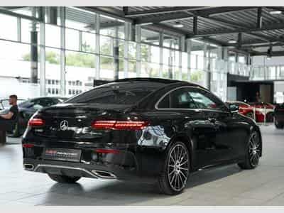 Mercedes E 450 4M Coupé AMG Line *1.H *20 *Pano *BURM (2021) - Foto 8