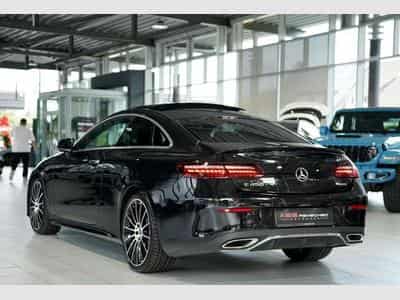 Mercedes E 450 4M Coupé AMG Line *1.H *20 *Pano *BURM (2021) - Foto 10