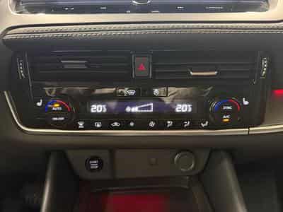 Nissan Qashqai 1.3 DIG-T XTRONIC / MHEV / N-Connecta 158CV (2025) - Foto 9
