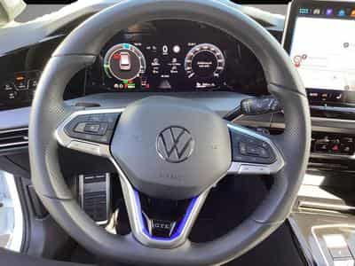 VW Golf (2025) - Photo 8