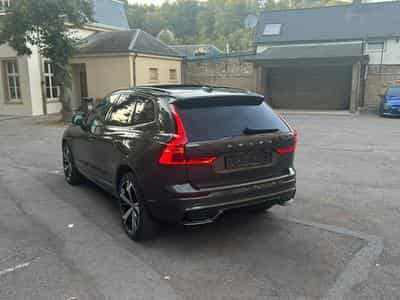 Volvo XC60 B5 235 AWD 235 R-Design / Black Design (2022) - Photo 2