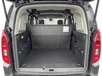 Citroën Berlingo 1.5 BlueHDi 130 EAT8 Plus (2026) - Foto 13