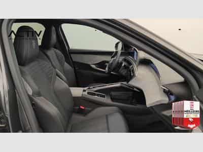 Peugeot 3008 Hybrid 145 e-DCS6 GT (2025) - Photo 9