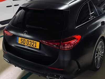 Mercedes C 300 AMG line (2023) - Photo 1