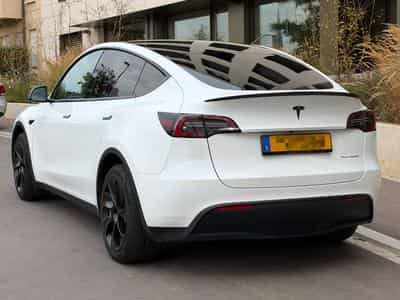Tesla Model Y Long Range AWD | Acceleration Boost (2022) - Photo 2