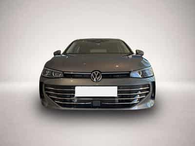 VW Passat (2025) - Photo 2