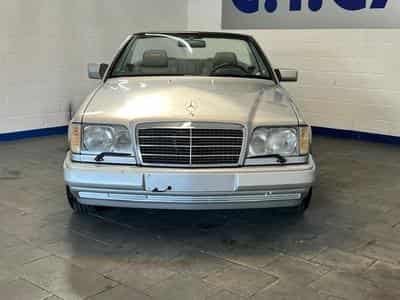 Mercedes E 320 AMG Line - W124 (1995) - Photo 5