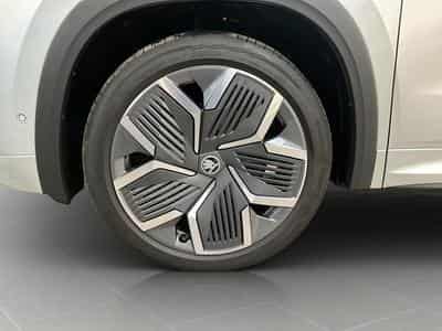 Skoda Kodiaq Sportsline+4x4+P.Simply&Clever+Standh.+LM20+AHK+P.Perf.+7Sit (2026) - Foto 8