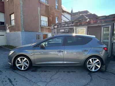 Seat Leon 2.0 TDI FR 184CV DSG PANORAMA XENON (2016) - Photo 7