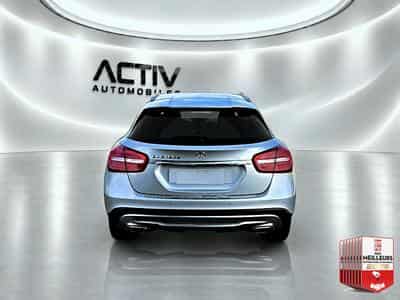 Mercedes GLA 180 D SENSATION 7G-DCT (2016) - Photo 6