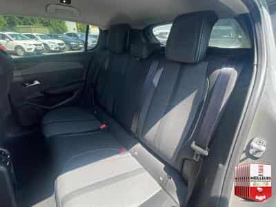 Peugeot 308 1.5 BLUEHDI 130 ALLURE EAT8 (2025) - Foto 13