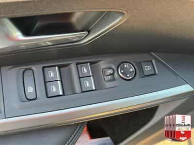 Peugeot 3008 1.2 HYBRID 145 GT E-DCS6 (2025) - Foto 13