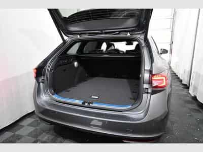 Skoda Superb Superb Combi Sportline 2.0 TDI 4x4 - AHK, Area V (2026) - Photo 5