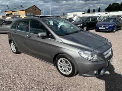 Mercedes B 200 B 200 Sport *Navi*Panorama*Teilleder*Euro5* (2012) - Photo 3