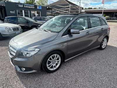 Mercedes B 200 B 200 Sport *Navi*Panorama*Teilleder*Euro5* (2012) - Photo 1