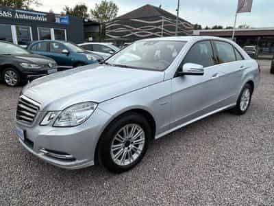 Mercedes E 250 E 250 CGI Lim. BlueEfficiency*Automatik*Navi*Kam (2011) - Photo 1