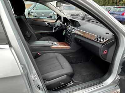 Mercedes E 250 E 250 CGI Lim. BlueEfficiency*Automatik*Navi*Kam (2011) - Photo 9