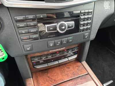 Mercedes E 250 E 250 CGI Lim. BlueEfficiency*Automatik*Navi*Kam (2011) - Photo 13