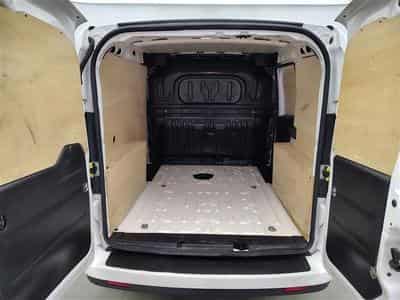Fiat Doblo 1.6 MJET Cargo CLIM / CARPLAY (2023) - Photo 14