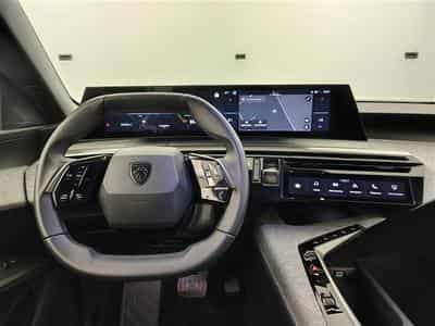 Peugeot 3008 1.2 Hybrid 136Cv e-DCS6 Allure S-CUIR / NAVI / CARPLAY (2025) - Foto 9