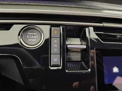 Peugeot 3008 1.2 Hybrid 136Cv e-DCS6 Allure S-CUIR / NAVI / CARPLAY (2025) - Foto 12