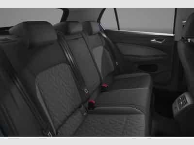 VW Golf PHEV KeyL SHZ (2026) - Photo 8
