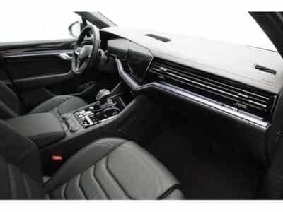 VW Touareg R-Line (2026) - Foto 13