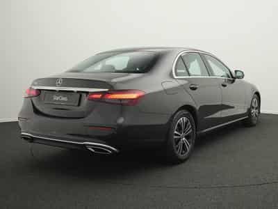 Mercedes E 200 d Avantgarde LED+AHK+Kamera (2023) - Foto 3