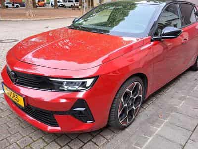 Opel Astra GS hybride electro/essence (2022) - Photo 1