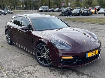 Porsche Panamera 971 sport-back turbo (2017) - Photo 1