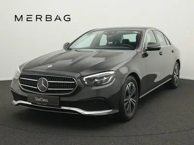 Mercedes E 200 d Avantgarde LED+AHK+Kamera (2023) - Photo 1