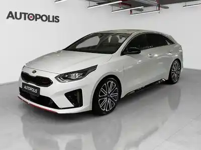 Kia ProCeed GT 1.6 T-GDI 204 DCT ISG (2021) - Photo 1