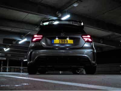 Mercedes A 45 AMG Intérieur Alcantara (2016) - Photo 1