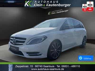 Mercedes B 180 B 180 SPORTPAKET+NIGHT+PANO+XENON+NAVI+SITZHZG. (2013) - Foto 1