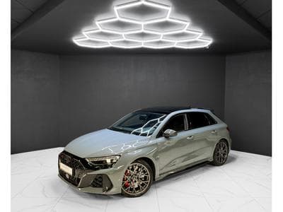 Audi RS3 Sportback / Carbon Seats / 360 / Sonos / Matrix (2026) - Foto 1