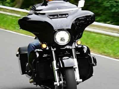 Harley-Davidson CVO Street Glide SCREAMING EAGLE (2016) - Photo 1