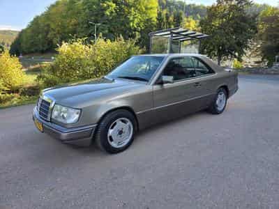 Mercedes 300 CE (1991) - Foto 1