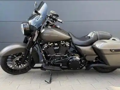 Harley-Davidson Road King Special (2018) - Photo 1